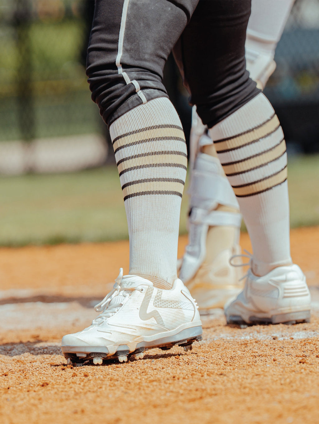 Softball Cleats - Women's Ringor Pro 2 Metal by Run2Day